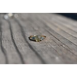 Montana sapphire engagement ring 10k yellow gold size 8